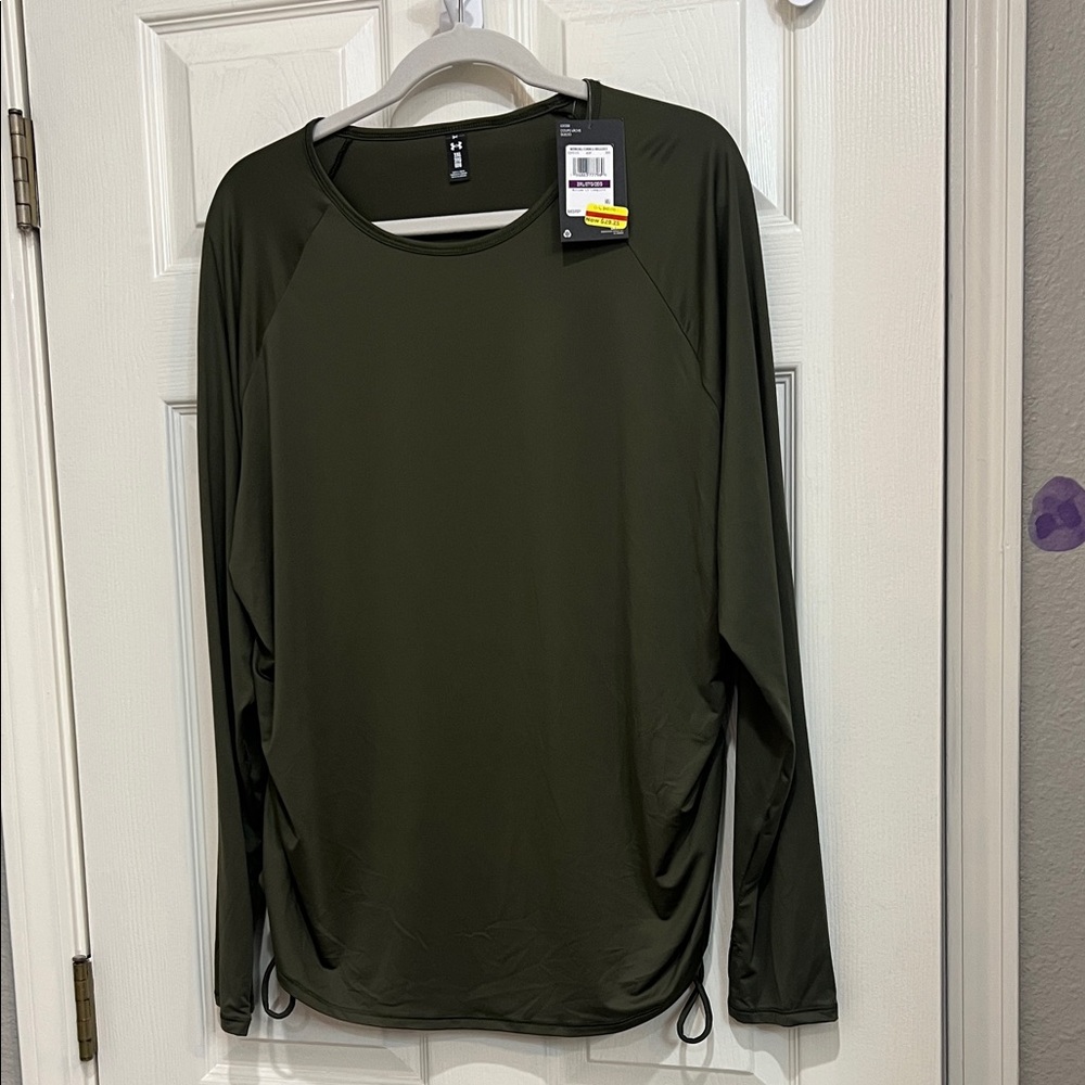 Women’s under armour 2XL army green active wear long sleeve shirt adjustable